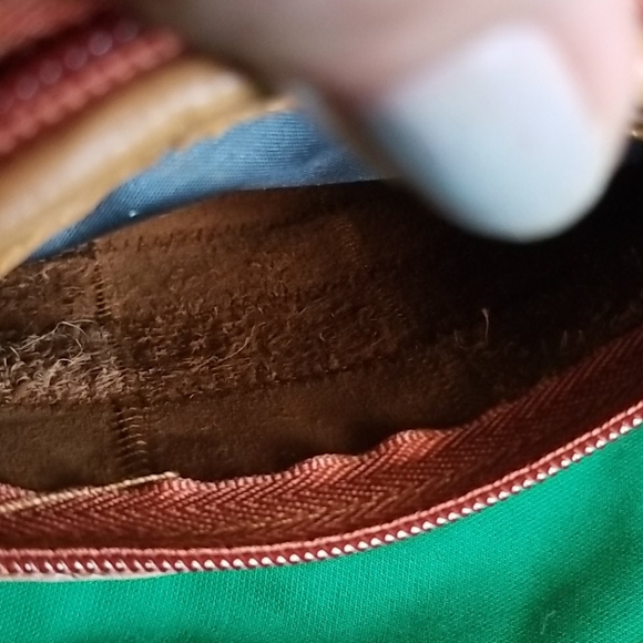 Geuine Leather🌴🌻 - Picture 5 of 8